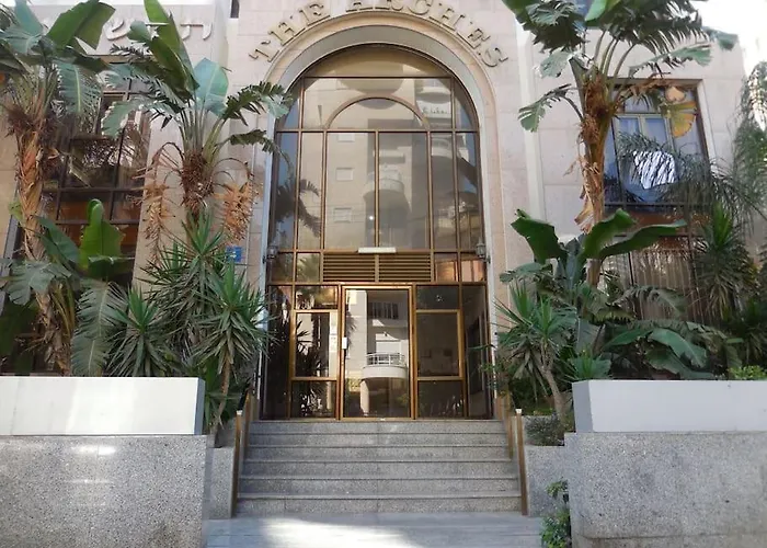 Bel Appartement Kikar Hatzmaout, Centre Et Plage