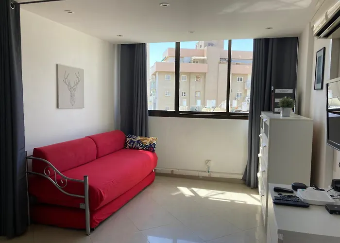 Bel Appartement Kikar Hatzmaout, Centre Et Plage